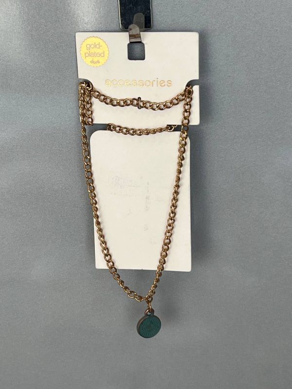 گردنبند زنجیری با پلاک سکه - روکش طلایی برند Accessories"