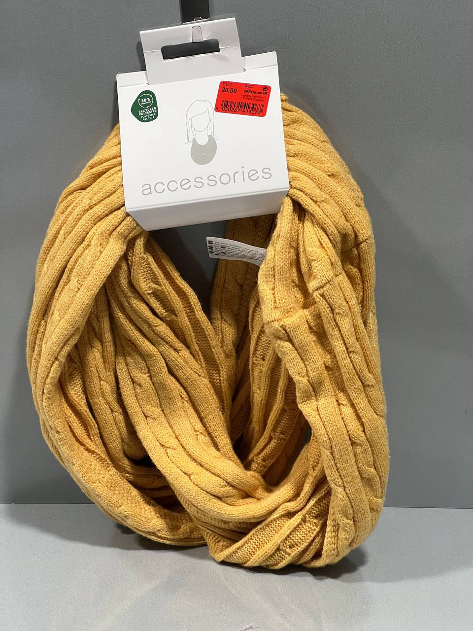 شالگردن حلقه‌ ای بافت از برند Accessories