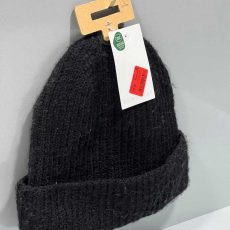 کلاه بافت مشکی Accessories
