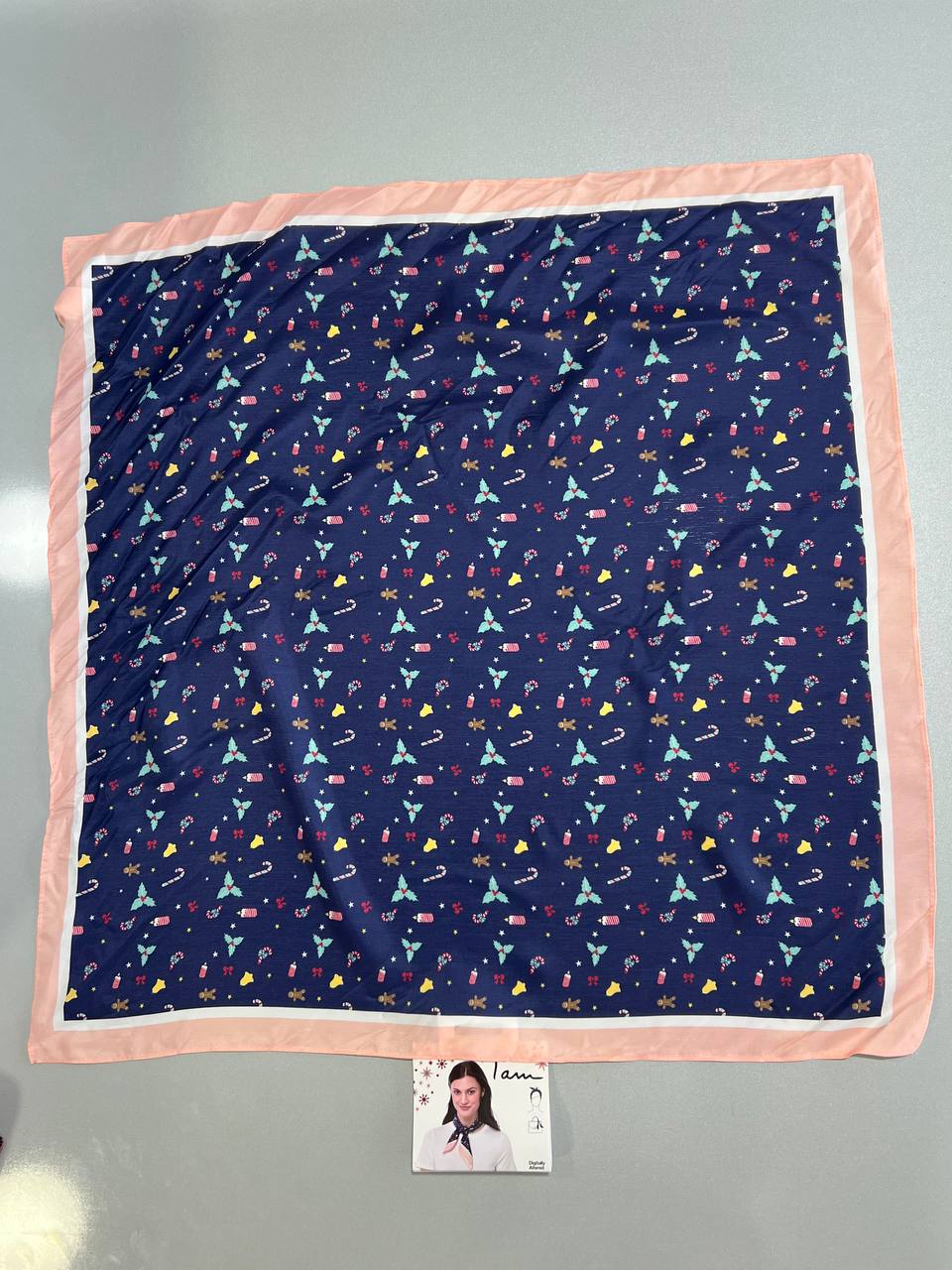 اسکارف کریسمسی زنانه I AM