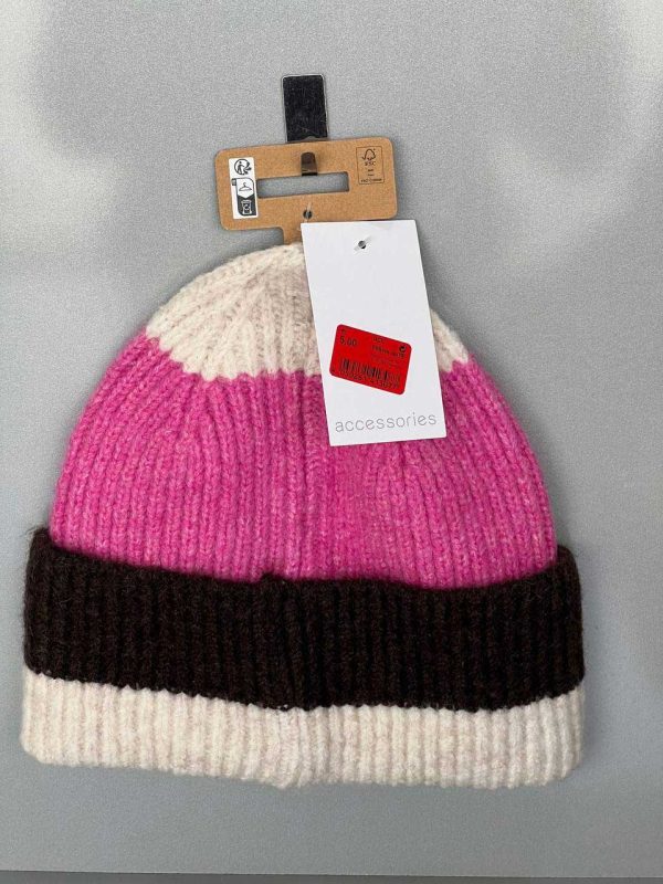 کلاه بافت زمستانی سه‌رنگ از برند Accessories