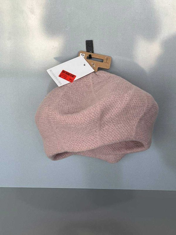 کلاه بره‌ ای فرانسوی صورتی بافتنی accessories