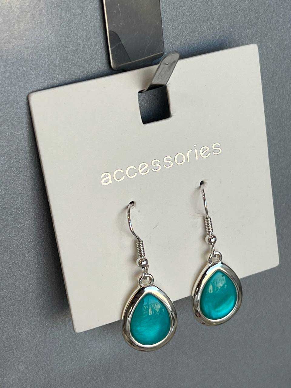 گوشواره آویز قطره‌ای برند Accessories