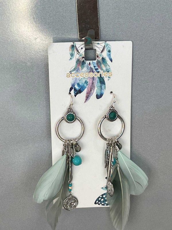 گوشواره پرهای فیروزه‌ای طرح مدرن بوهو از برند Accessories