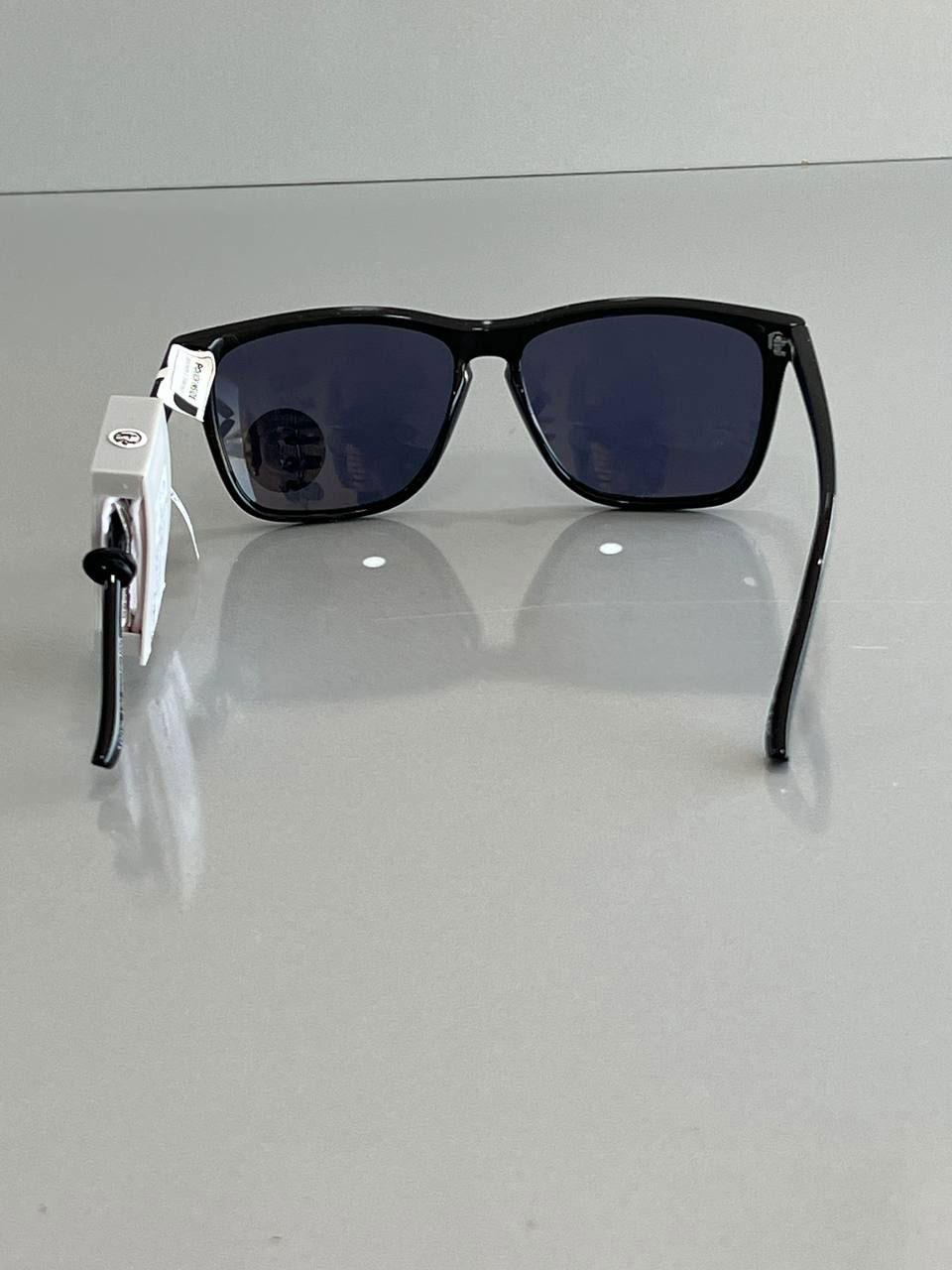 عینک آفتابی فریم مشکی مردانه سیکس 🕶️