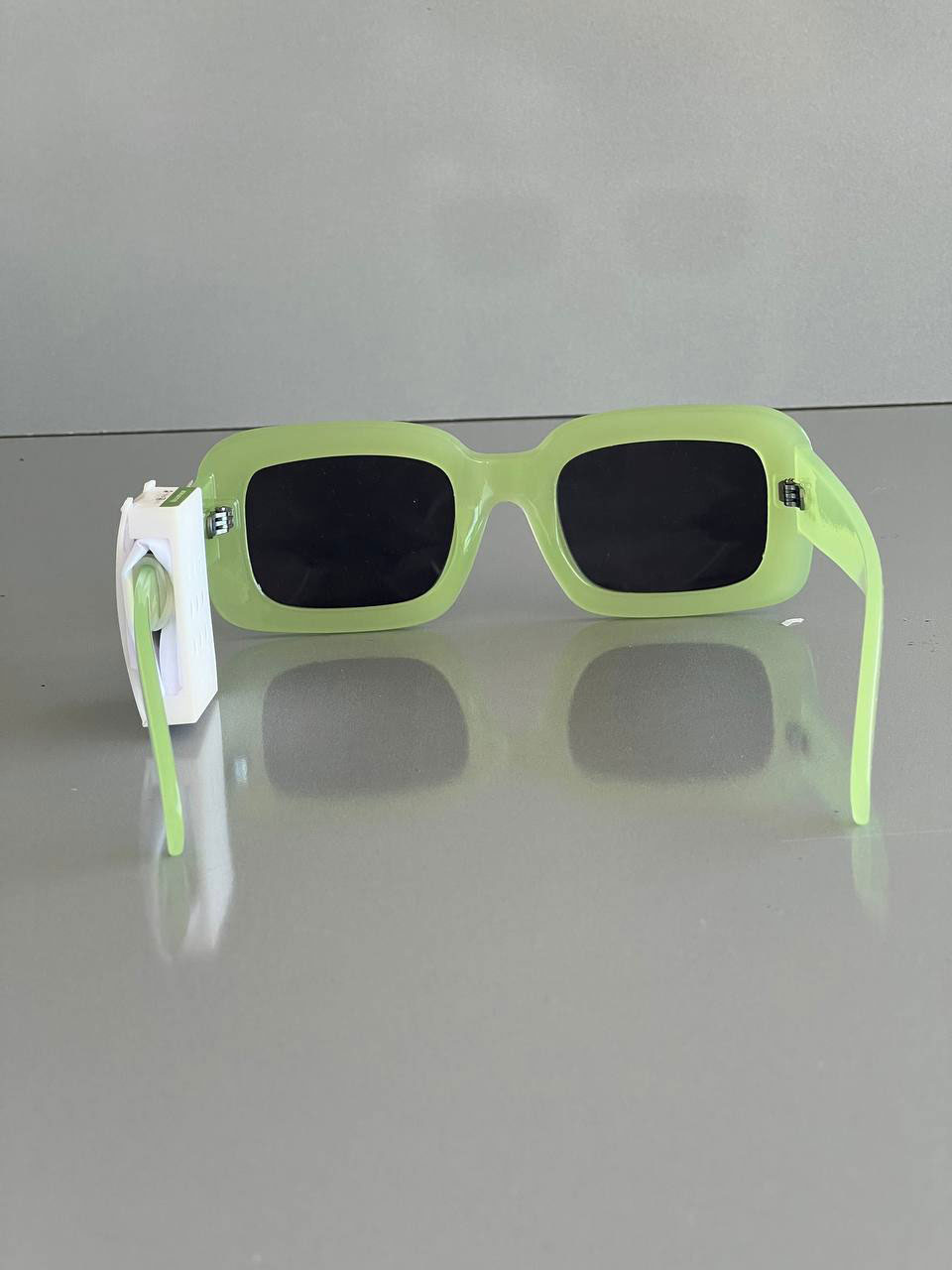 🍏 عینک آفتابی مدل "Minty Retro" از برند سیکس 🍏