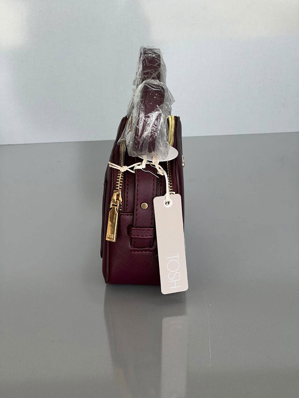 کیف چرم مصنوعی کراس بادی برند تاش مدل Burgundy Charm 💼✨