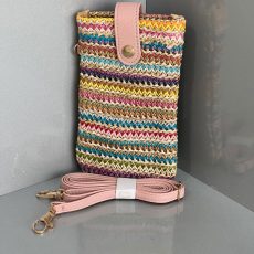 کیف موبایل حصیری رنگارنگ – ترکیب زیبایی و کارایی 🌸🎨