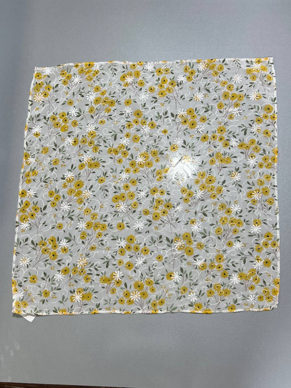 مینی اسکارف طرح گل آفتابگردان – برند I am