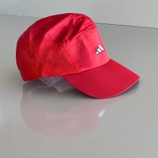 کلاه کپ قرمز (Adidas-style) با کناره‌های توری