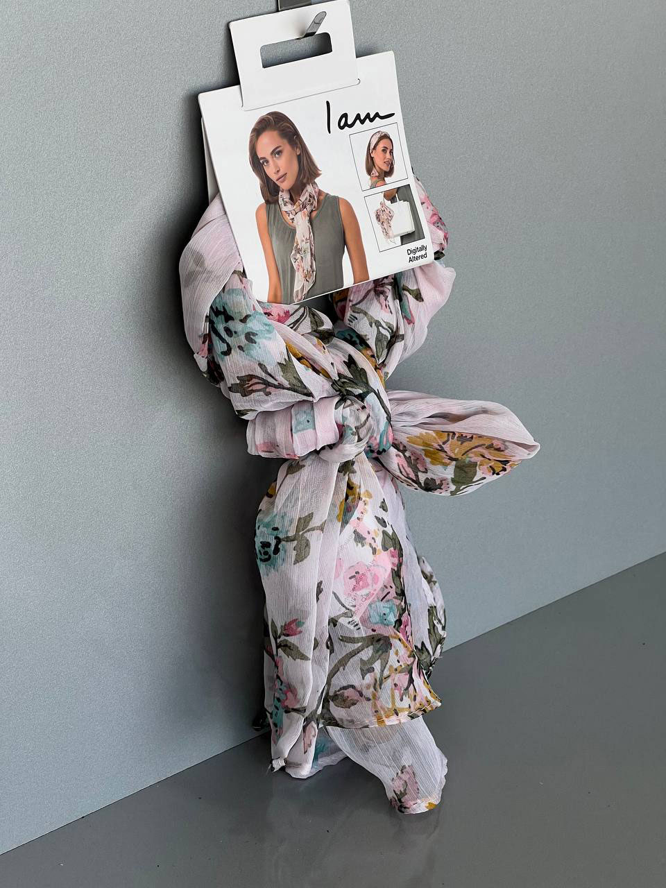 شال نخی زنانه گلدار